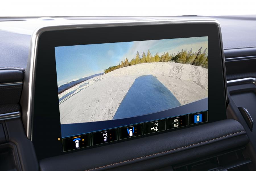 Детали интерьера GMC Yukon Denali 2020 года  (фото 15 из 31)